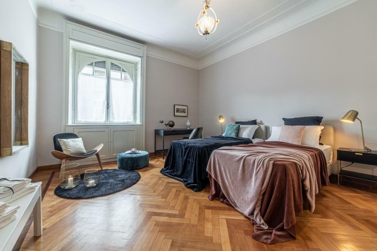 Joivy Sophisticated 3-Bed Flat With Desk Apartment Милано Екстериор снимка